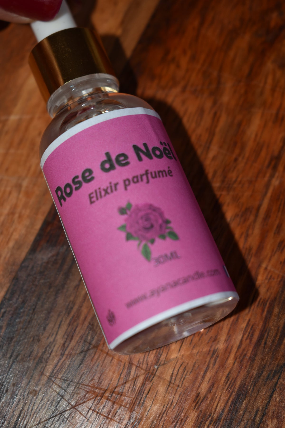Elixir parfumé senteur rose de noël Ayana et A Candle
